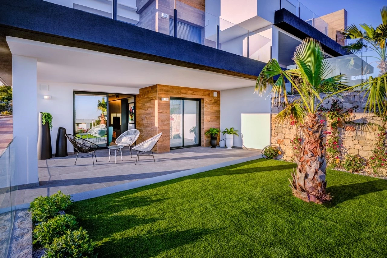 2 bedroom modern New Build apartment cumbre del sol, Benitachell for sale