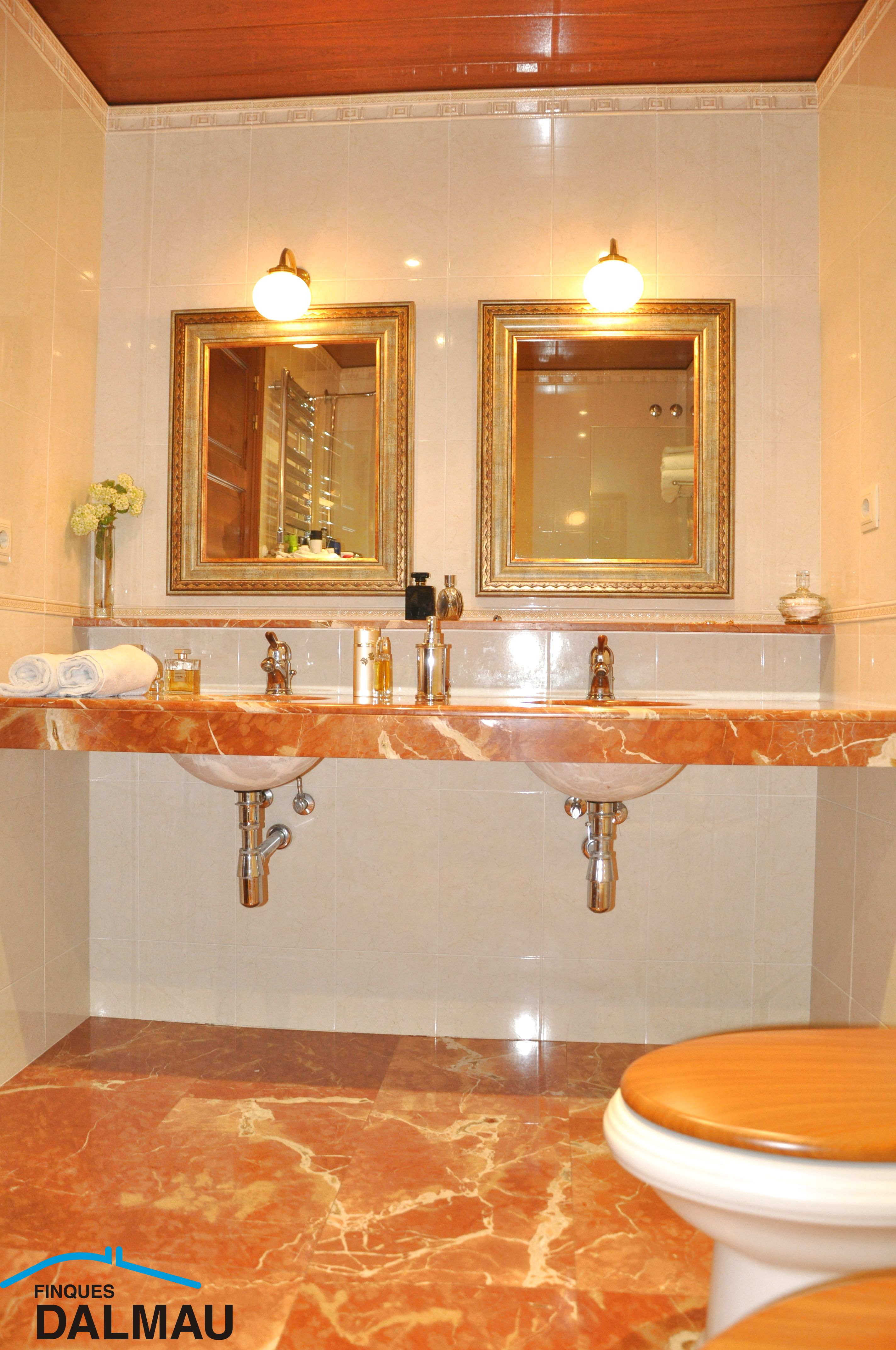 WONDERFUL HOUSE IN THE CENTER OF ARENYS DE MAR