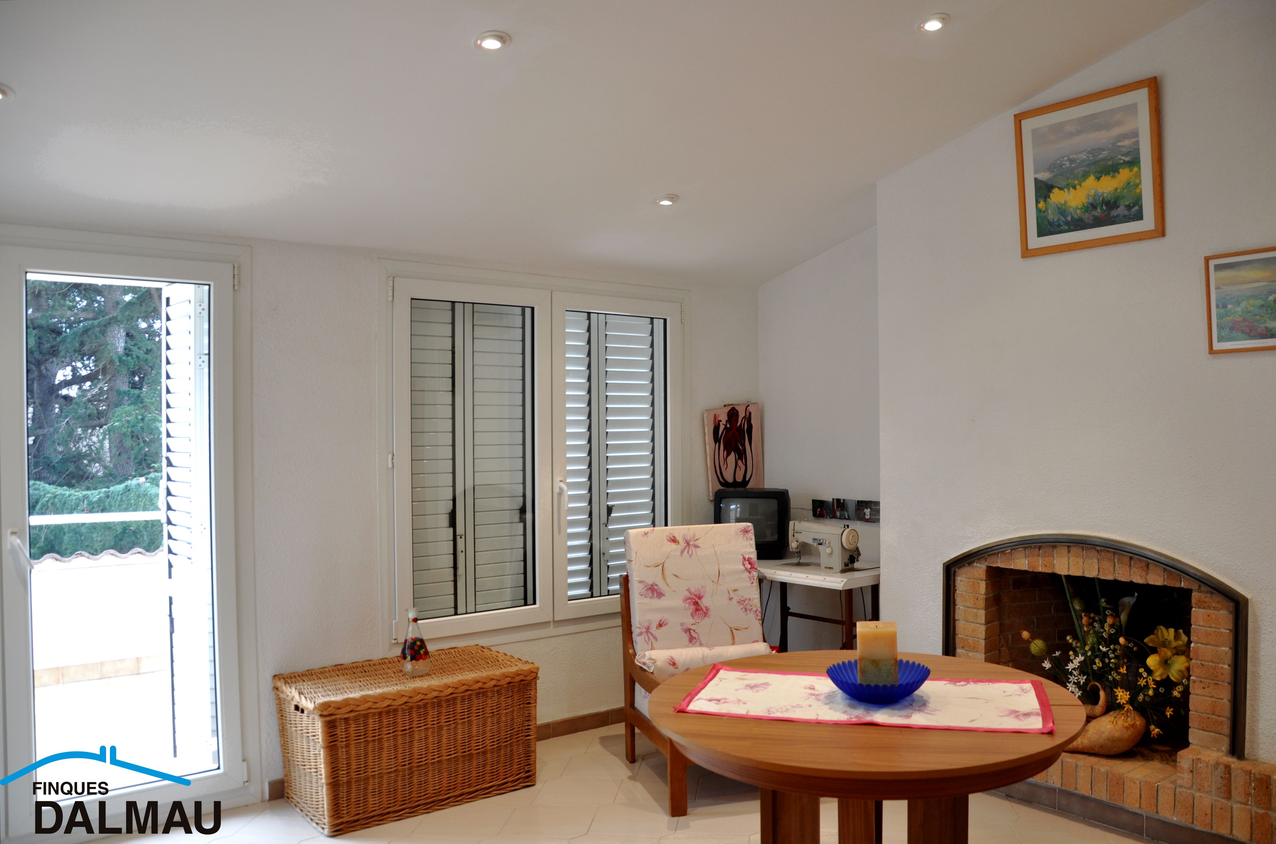 NICE HOUSE BY THE SEA IN SANTA SUSANNA, BARCELONA COASTAL PRIME AREA.