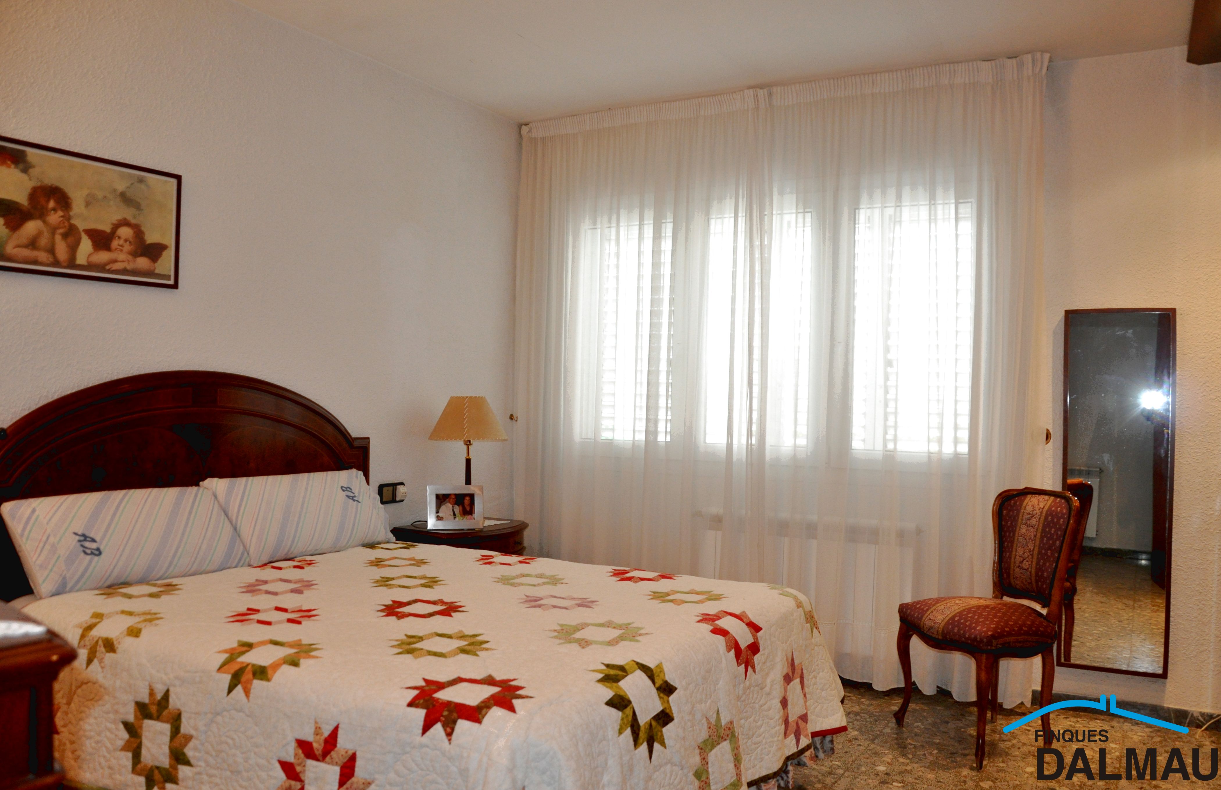 NICE HOUSE BY THE SEA IN SANTA SUSANNA, BARCELONA COASTAL PRIME AREA.