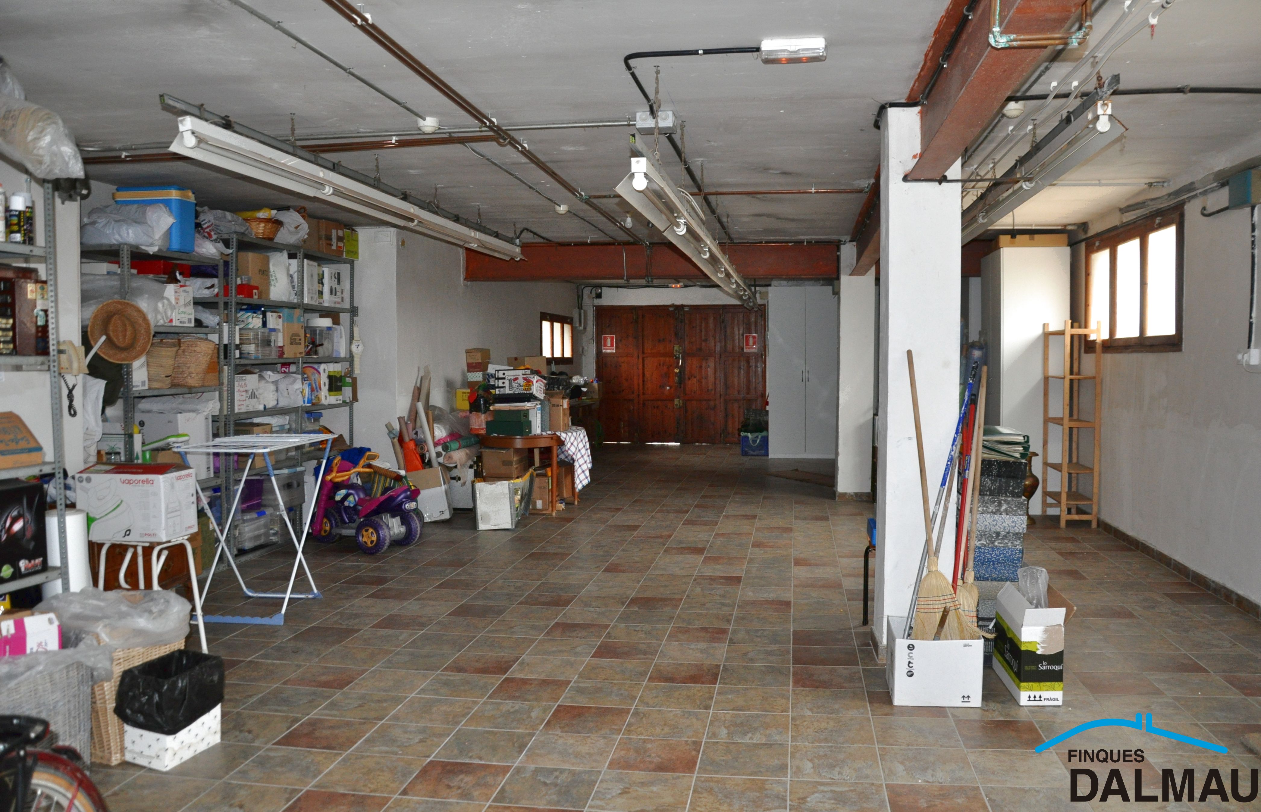 NICE HOUSE BY THE SEA IN SANTA SUSANNA, BARCELONA COASTAL PRIME AREA.