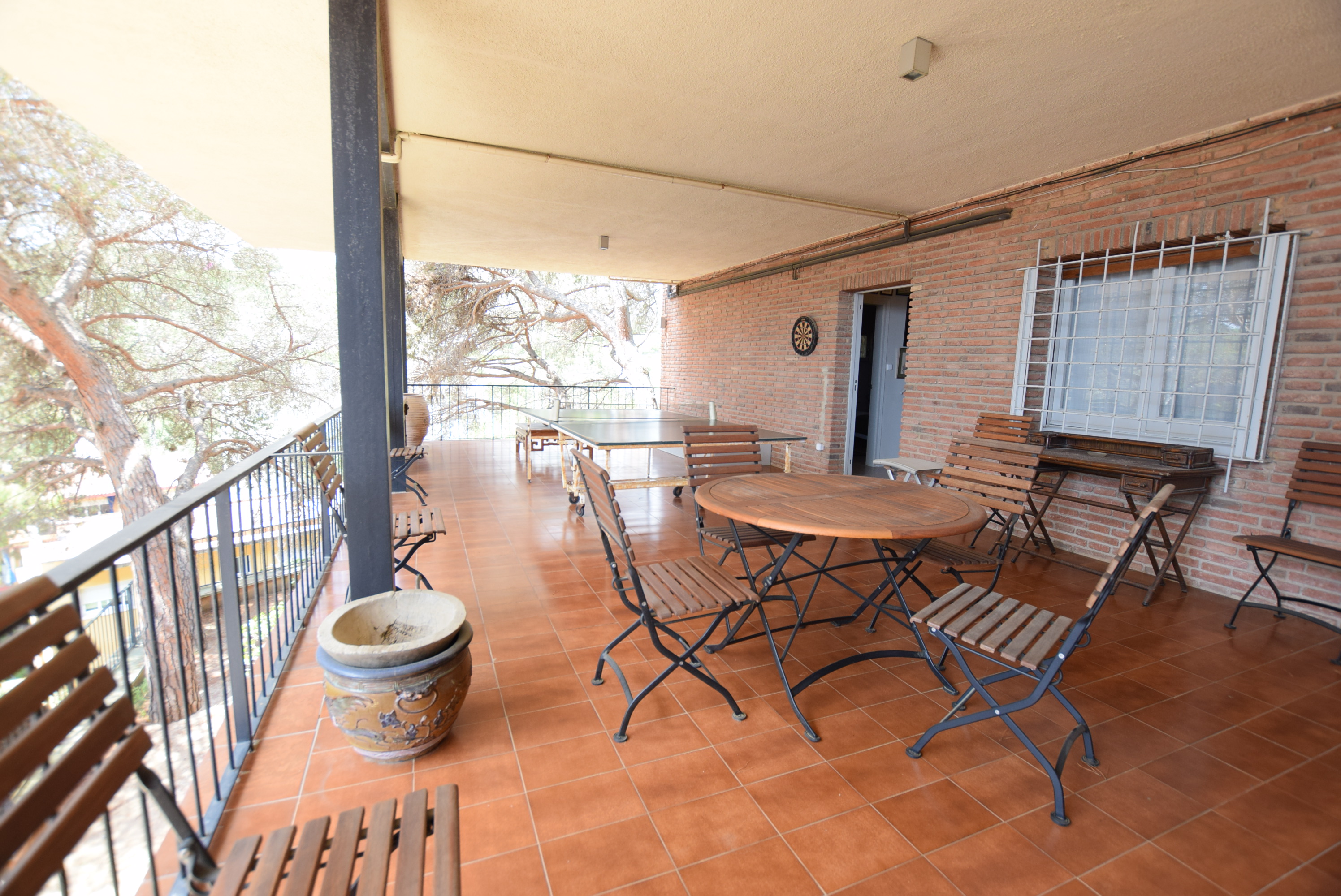 Casa con vistas al mar y al puerto.