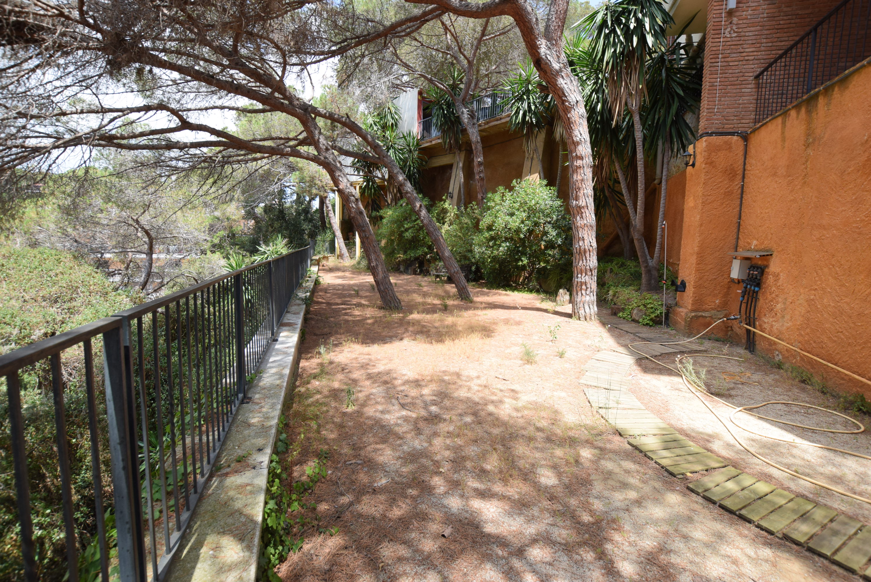 Casa con vistas al mar y al puerto.